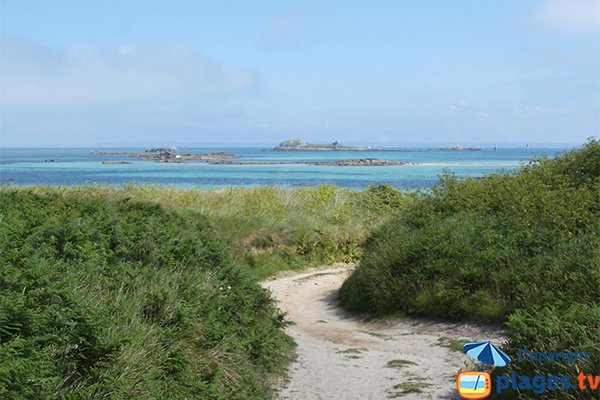 Path of the beach of Poull Zarab - Batz