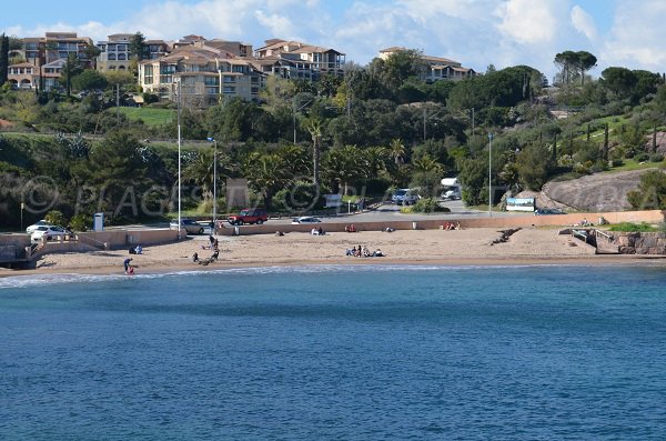 Plage du Pourrousset à la sortie du Dramont - St Raphaël