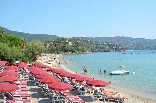 Plage du Pramousquier au Lavandou