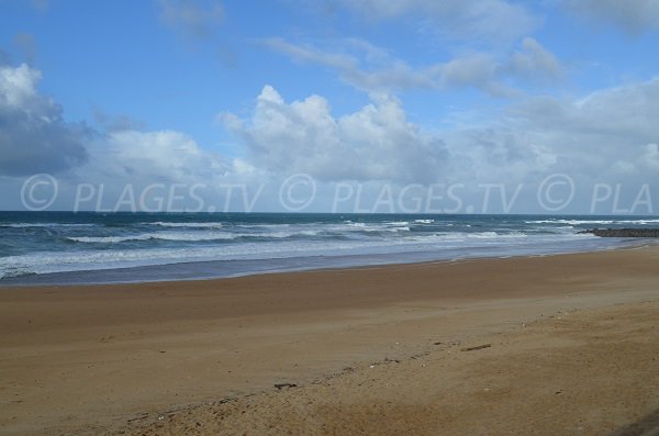 Plage le long de la promenade du Front de Mer à Capbreton