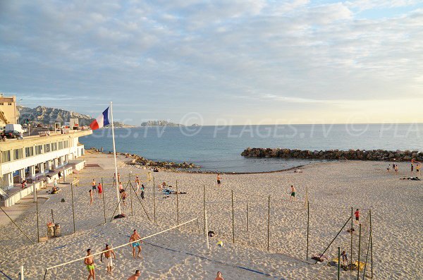 Spiaggia sulla corniche di Marsiglia