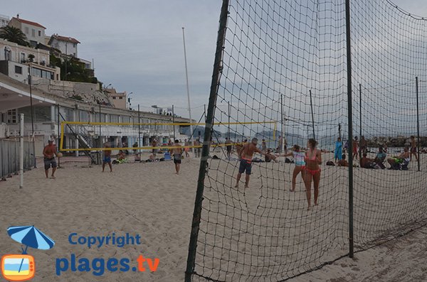 Terrain de beach volley sur la plage du Prophète - Marseille