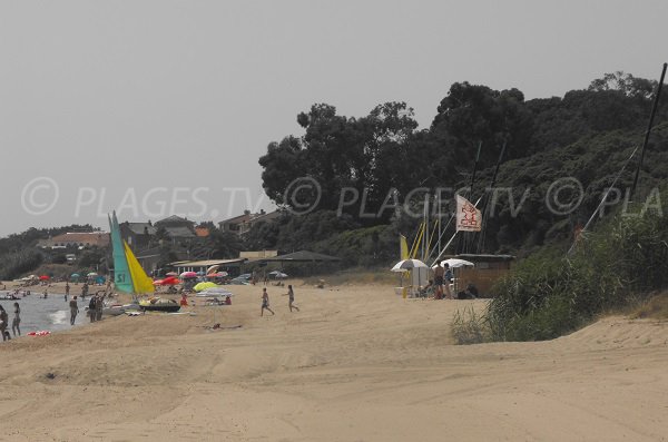 Spiaggia Prunete vista dalla spiaggia Padulone