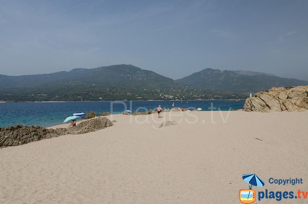  Rocce sulla spiaggia di Propriano - Puraja