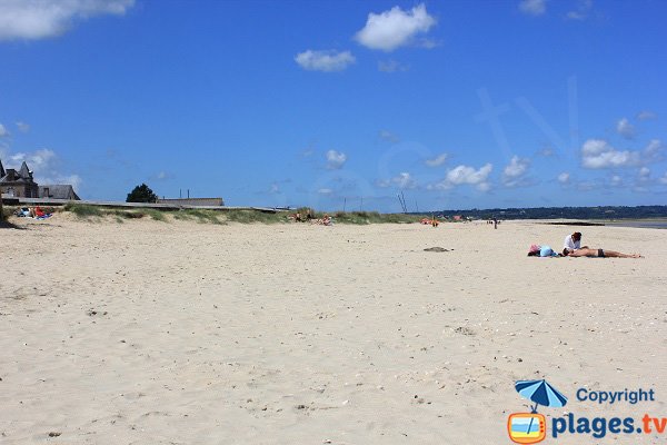 Photo de la plage de Quinéville dans la Manche