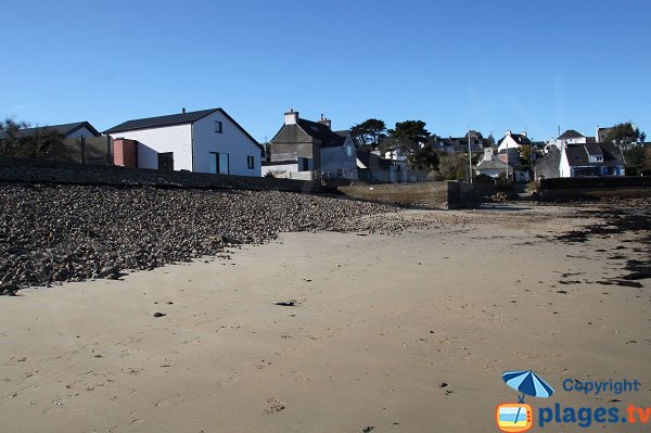 Plage de sable à Le Diben