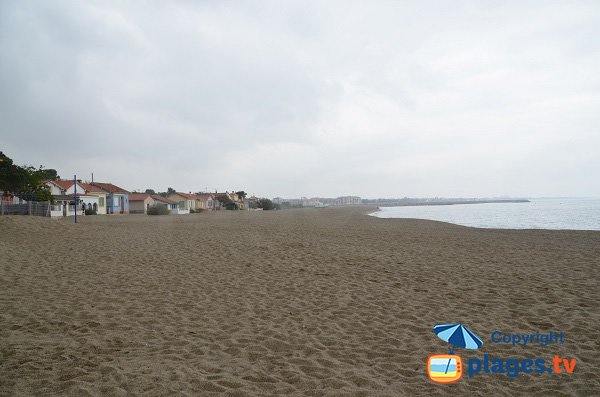 Foto des Strandes von Racou außerhalb der Saison