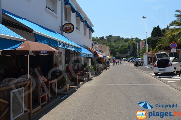 Restaurants in der Nähe des Strandes von Racou