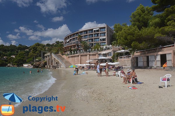 Hôtel sur la plage de Rayol Canadel