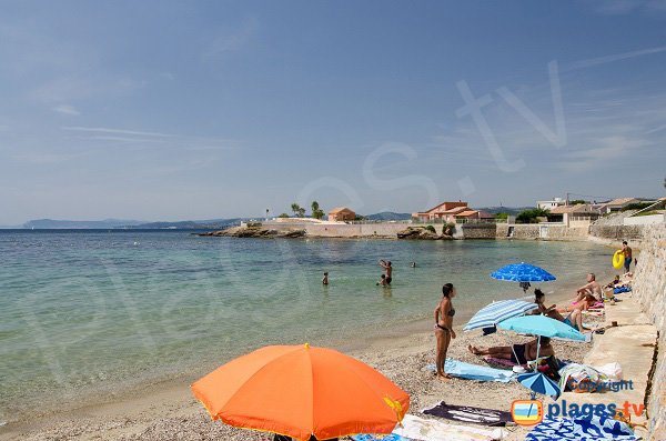 Rayolet beach in Six Fours les Plages with view on Sanary