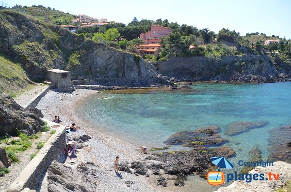 Plage à la sortie de Collioure en allant vers Port Vendres