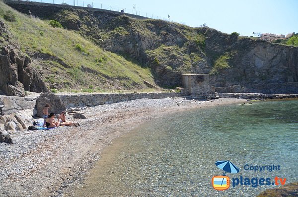 Kieselbucht am Ausgang von Collioure