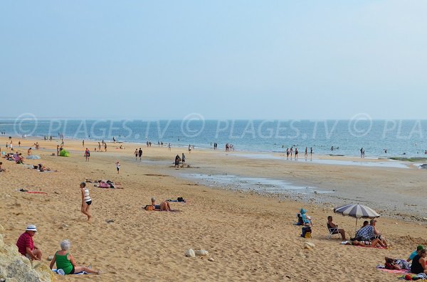 Baignade à Dolus d'Oléron - Rémigeasse