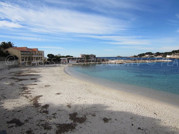 Bay of Renecros in Bandol