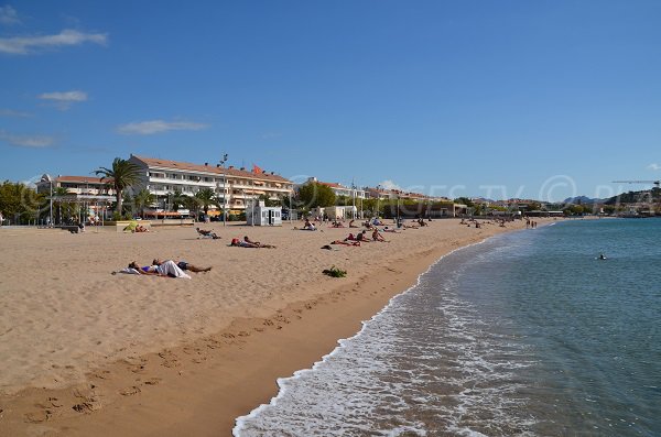 Spiaggia centrali di Frejus