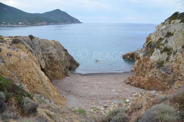 Cala di Galeria vicino alla torre genovese