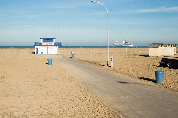 First aid station on the Ouistreham beach