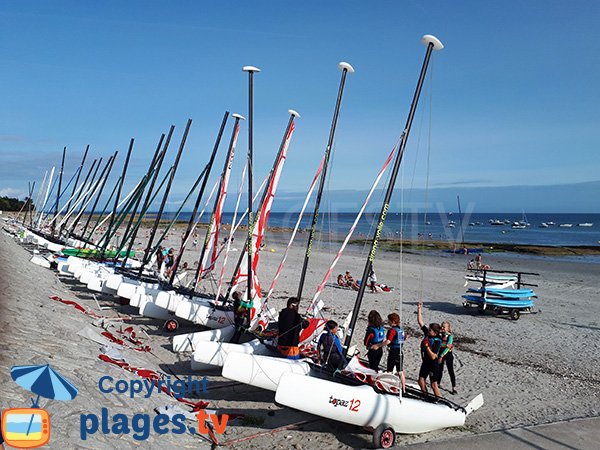 Photo de la plage de Roaliguen en été à Sarzeau