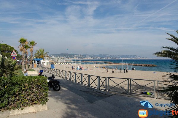 Foto della spiaggia Robinson di Mandelieu la Napoule in Francia