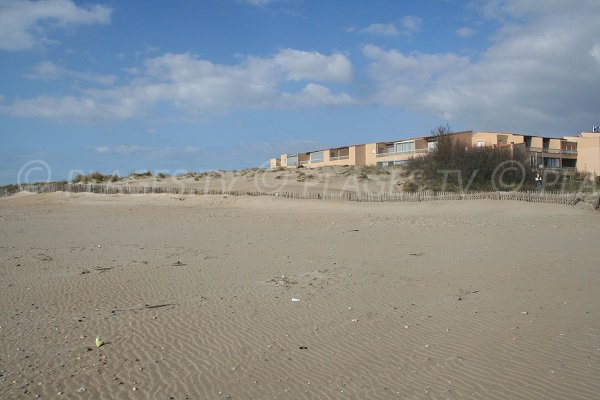 Environnement de la plage du Robinson à Marseillan