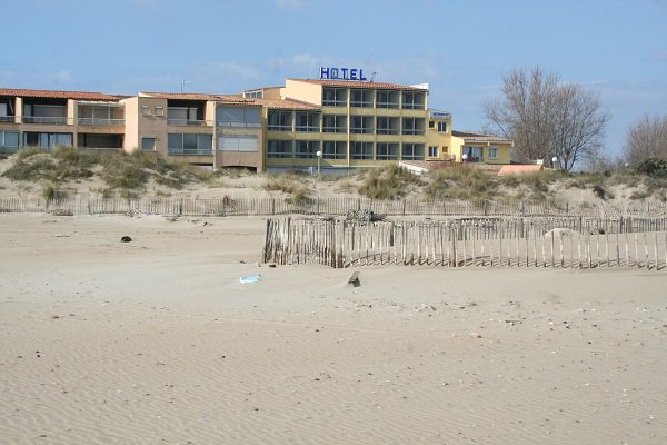 Hotel sur la plage Robinson à Marseillan