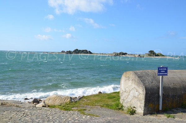 Ile aux femmes Port Blanc