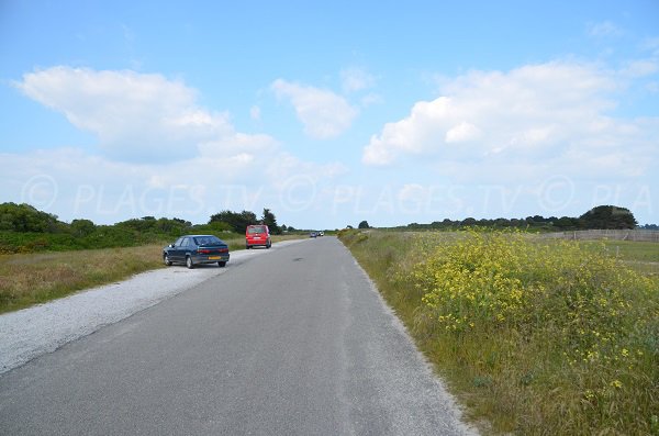 Parking of Rolay beach in Locmariaquer - France