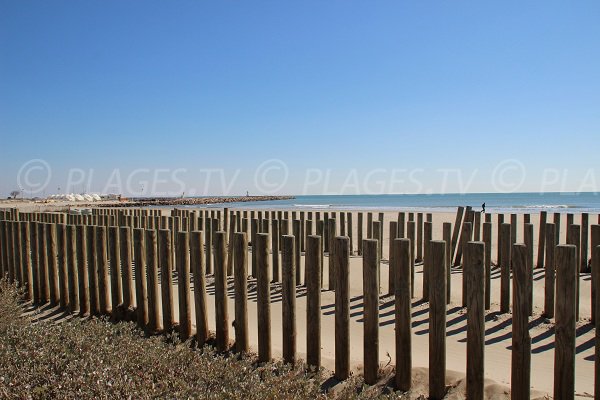 Palavas les Flots beach with view on Carnon