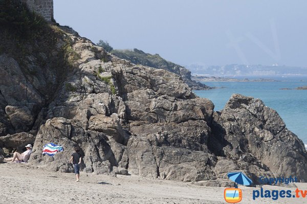 Abris pour le vent - Plage du Rougeret