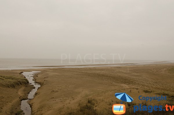 Plage sauvage à St Michel Chef Chef - Roussellerie