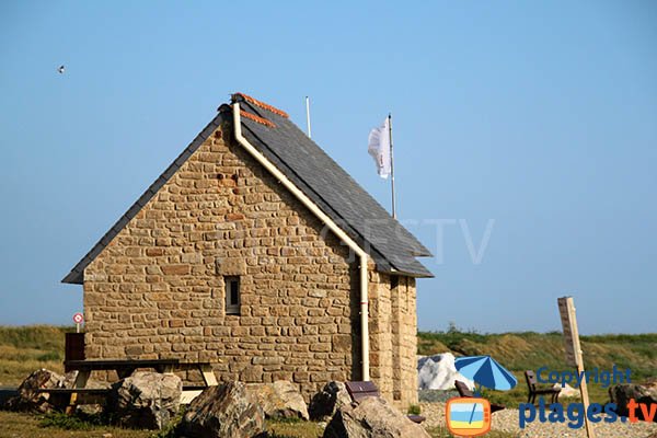 Poste de secours de la plage de Ru Vein à Plovan