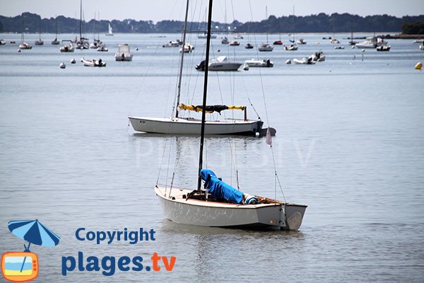 Plage bien abritée pour les bateaux - Ile d'Arz