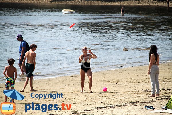 Sandy beach on the island of Arz - Rudevent