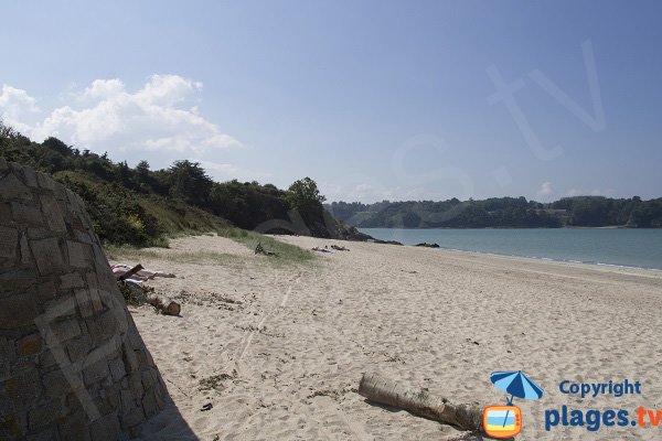 Côté gauche de la plage du Ruet - St Jacut de la Mer