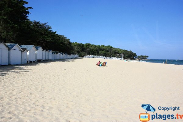 Bathing huts on the beach Sableaux - Noirmoutier