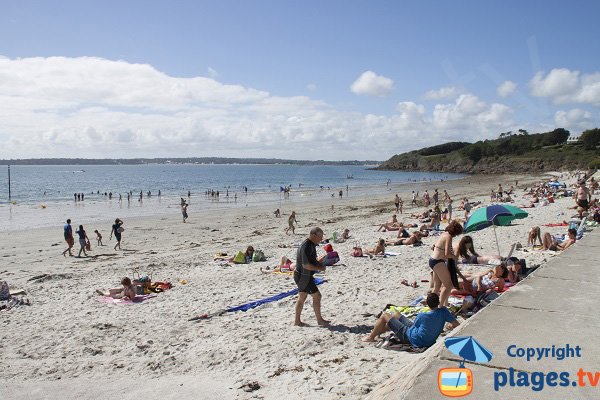 Sables Blancs beach in Concarneau in France