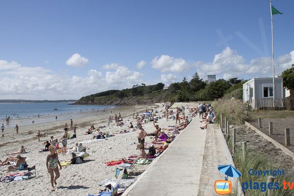 Photo de la plage des Sables Blancs de Concarneau