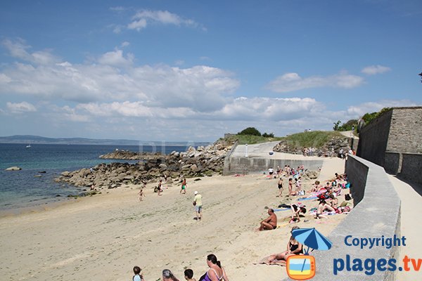 Passeggiata lungo la spiaggia di Douarnenez