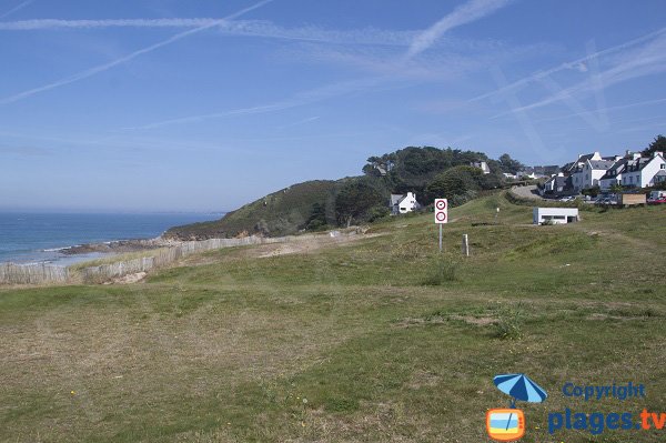 Environnement de la plage des Sables Blancs à Locquirec