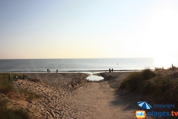 Plage des Sables d'Or au coucher du soleil - Noirmoutier