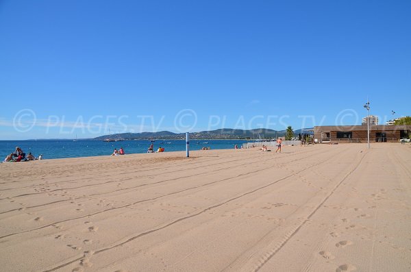 Photo de la plage des Sablettes à Fréjus - Var