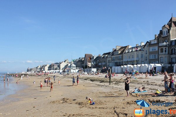 Beach in the city center of Saint Aubin sur Mer (Normandy)