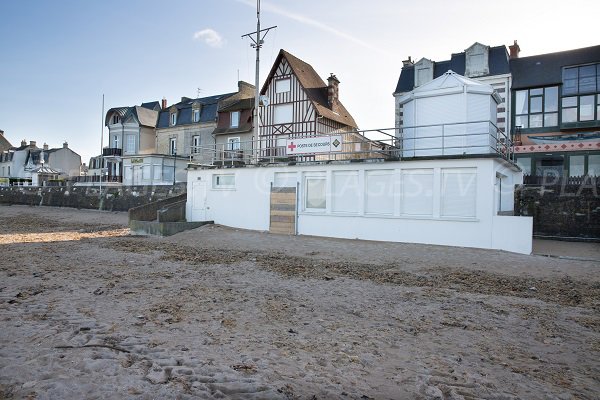 Poste de secours de la plage de St Aubin