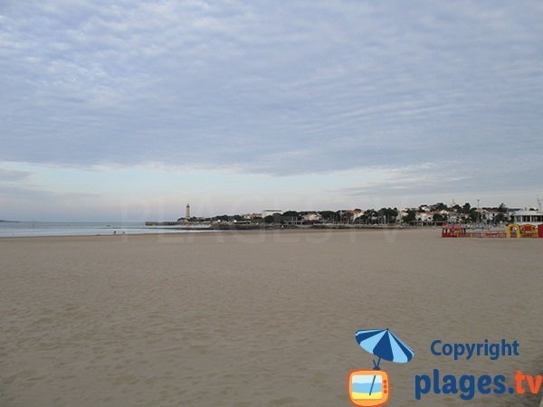 équipements de la grande plage de Saint Georges de Didonne