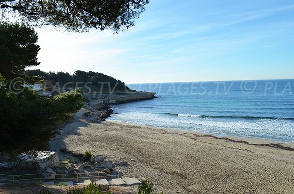 Sainte Croix beach in La Couronne - Martigues