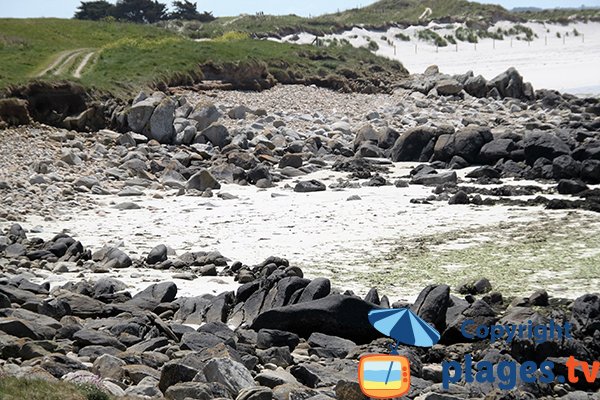 Petite crique autour de la plage de Ste Marguerite - Landéda