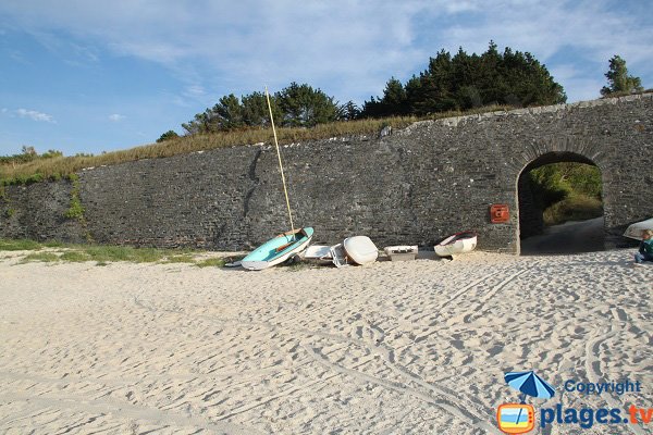 Voile sur la plage de Samzun - Belle-Ile