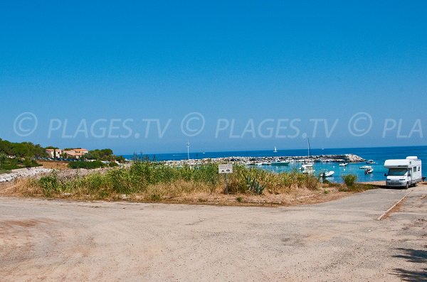 San Damiano harbor - Algajola Corsica