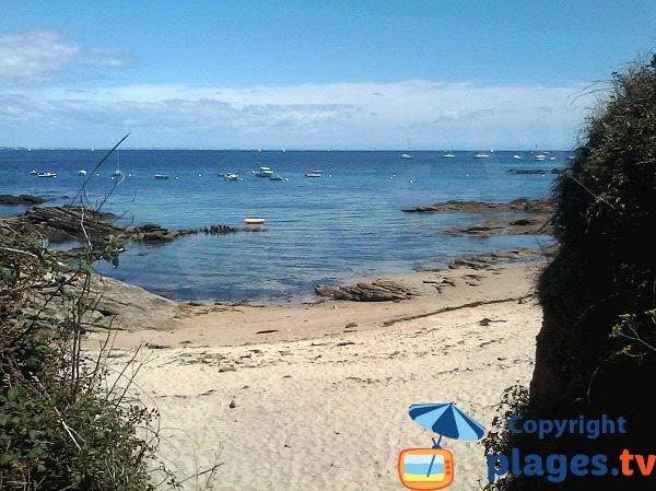 Crique confidentielle sur l'ile de Groix - Sang Nu