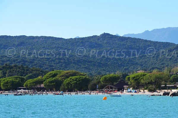 Partie centrale de la plage de Santa Giulia